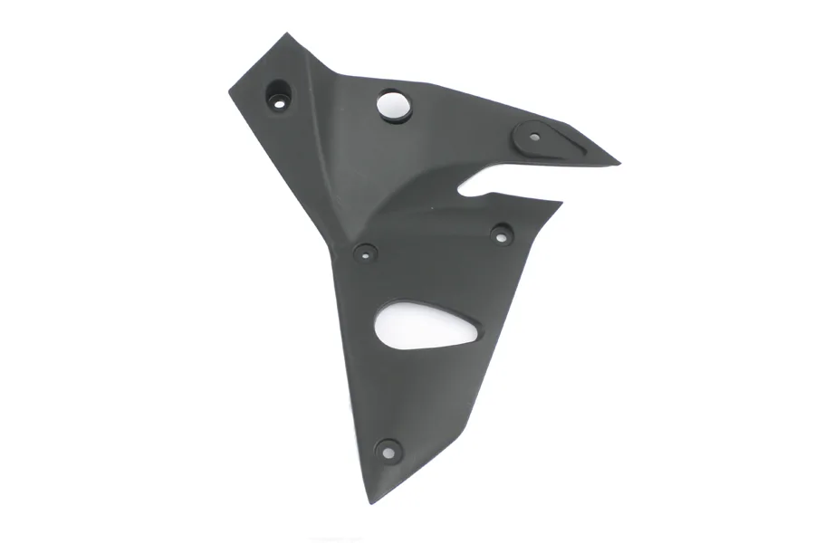 CFMOTO CF NK 400 BENZIN DEPOSU SAG ARKA KAPAK
