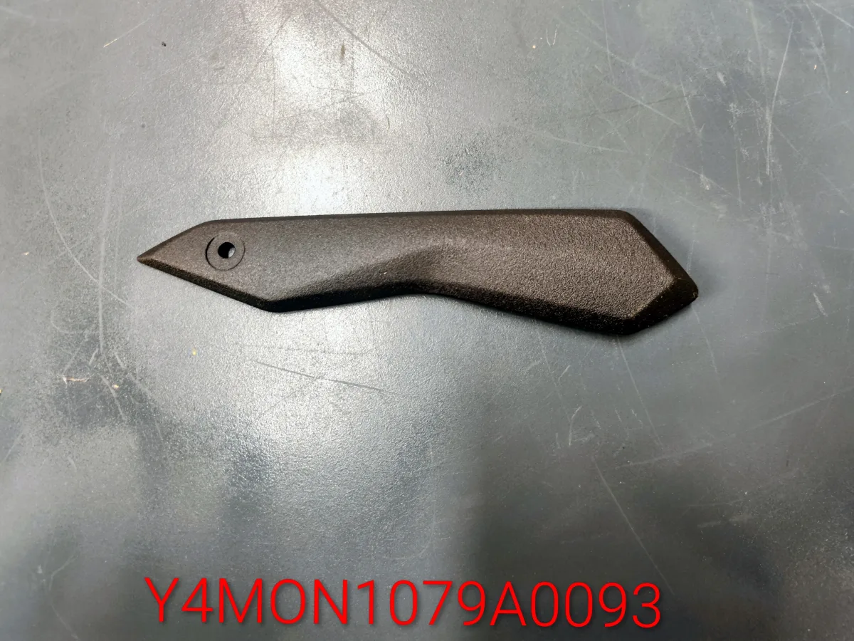 MONDIAL 125 VELOMAX SIPERLIK BAGLANTI PLASTIGI SAG
