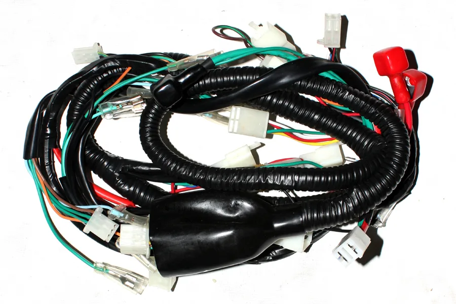 MONDIAL 110 FT ELEKTRIK TESISATI KOMPLE